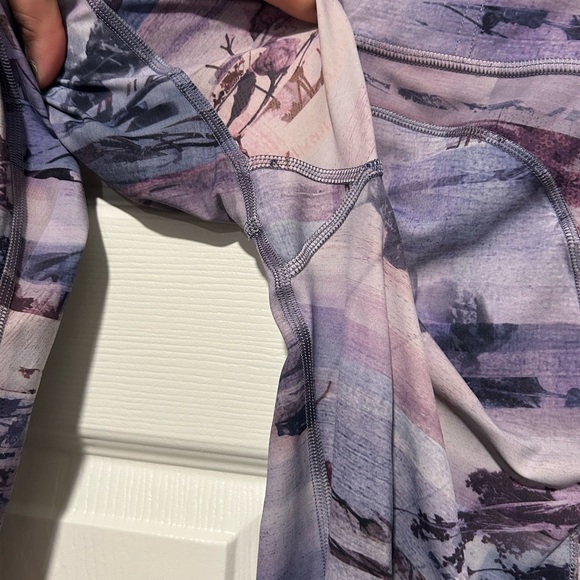 Lululemon Fast & Free Leggings Sz 6 - Picture 8 of 8